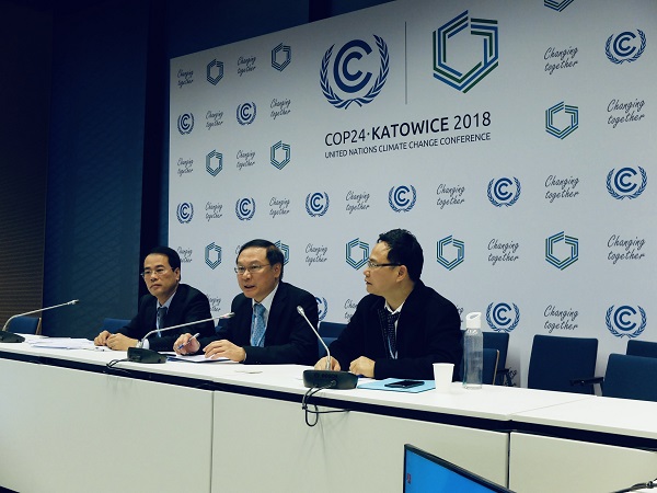 Họp Đoàn Việt Nam tham dự Hội nghị lần thứ 24 các Bên tham gia Công ước khung của Liên hợp quốc về biến đổi khí hậu